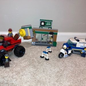 Lego Police Monster Truck Heist - 60245 retired